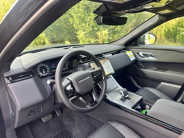 New 2026 Santorini Black Land Rover  image 13