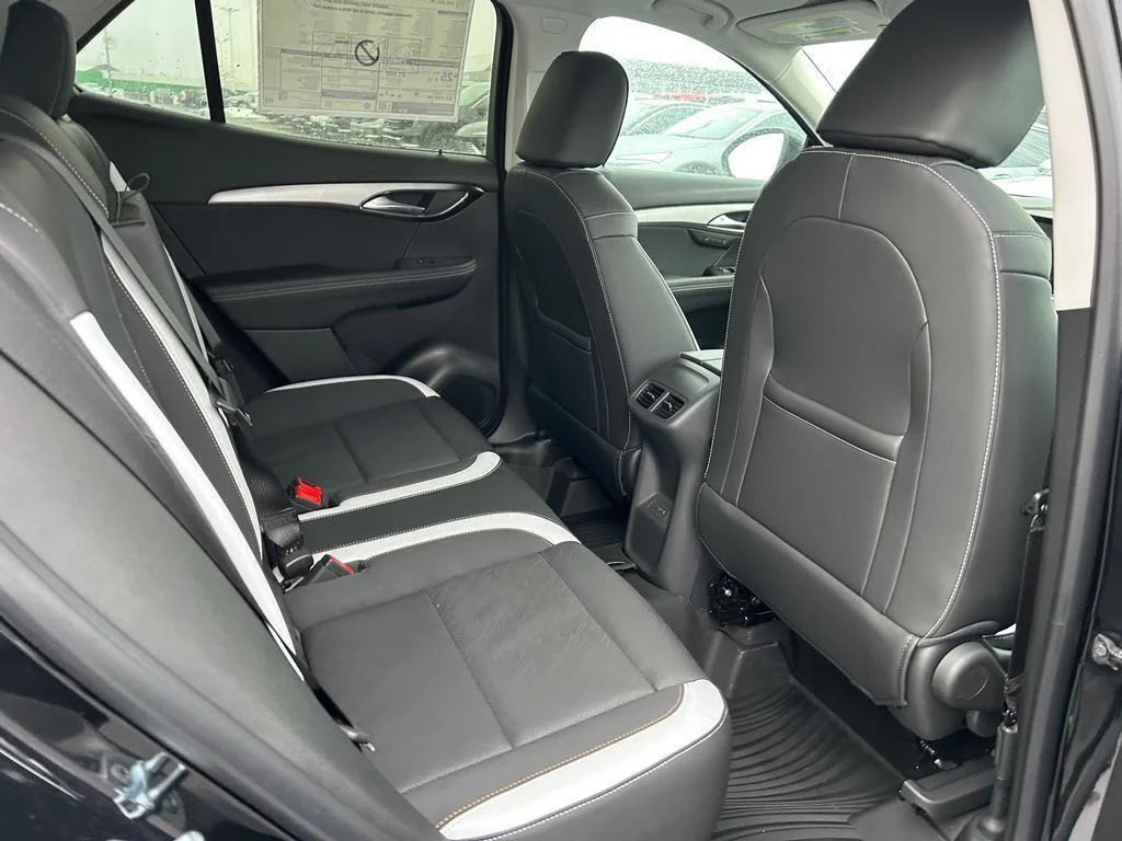 2026 Buick Envision Sport Touring - Photo 17