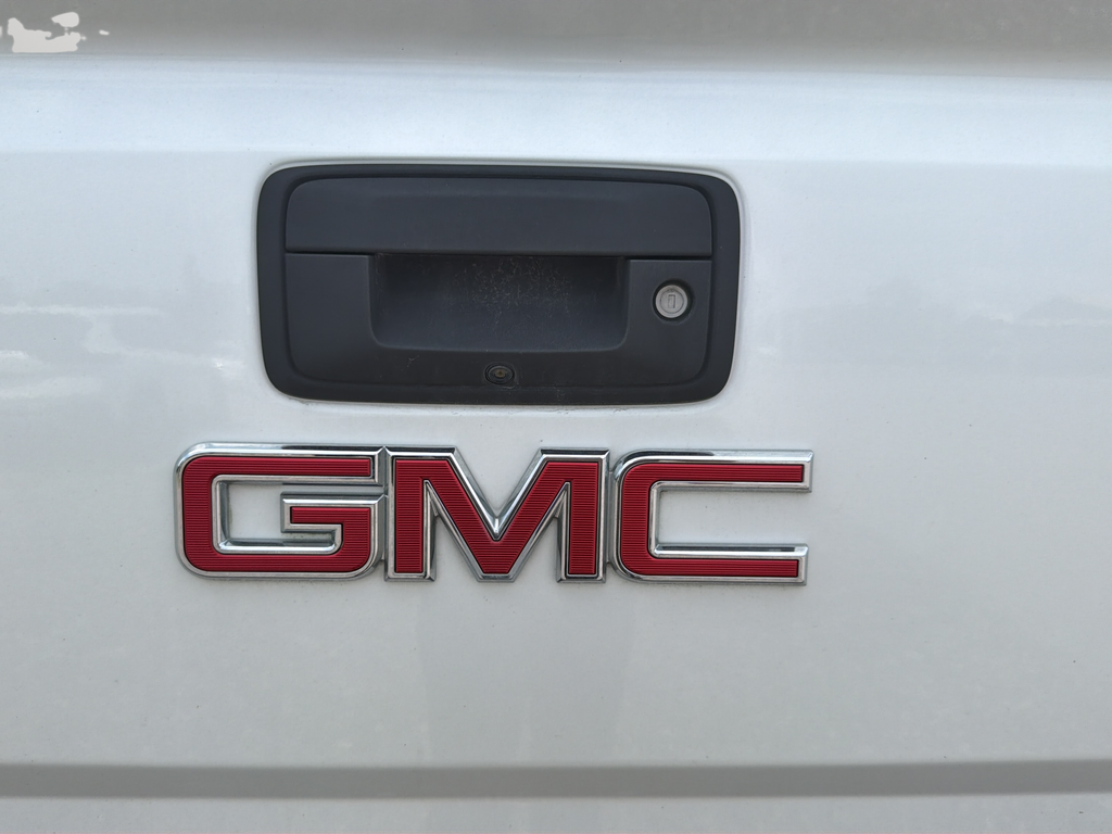 Used 2017 White Frost GMC Denali image 20