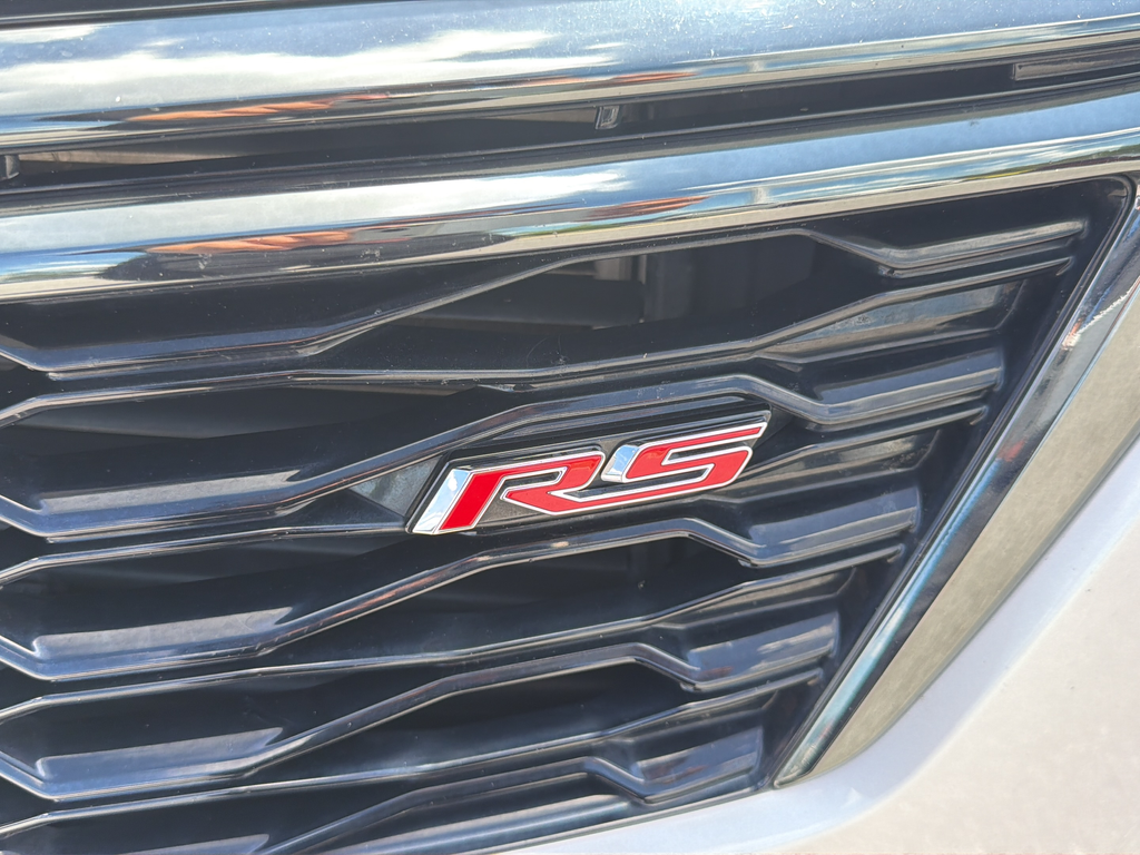 Used 2022 Silver Chevrolet RS image 49