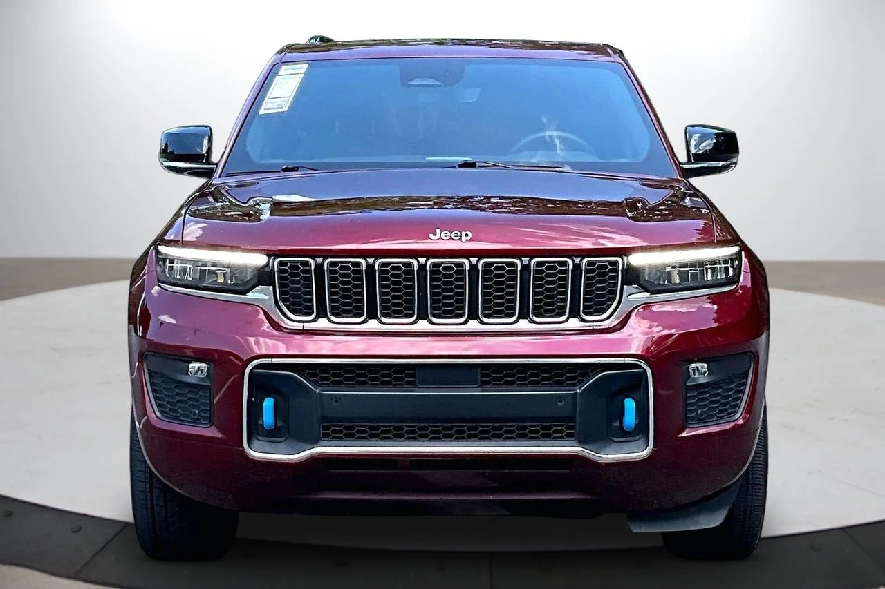 Used 2023 Red Jeep Overland 4xe image 3