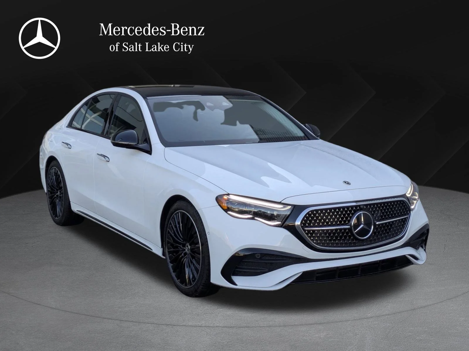 2026 Mercedes-Benz E-Class E450 4MATIC's photo
