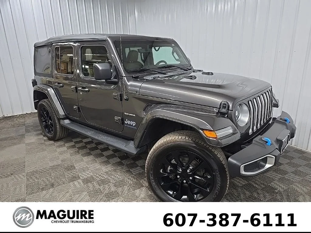 Used 2023 Crystal Metallic Jeep Sahara 4xe image 7
