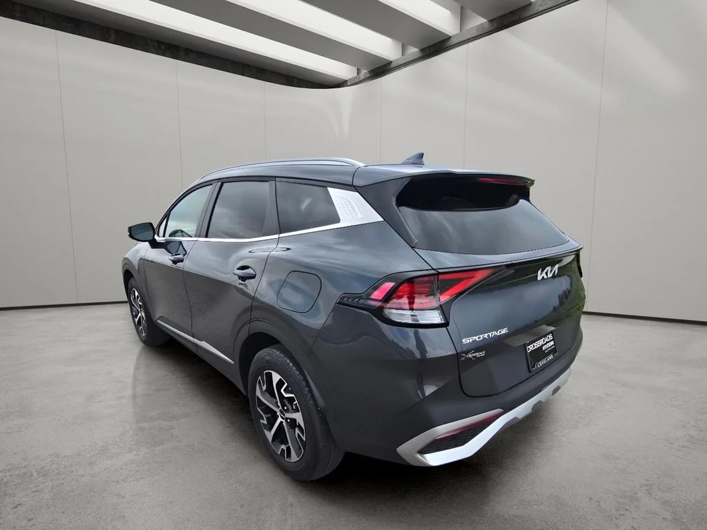 Used 2024 Gravity Gray Kia EX image 3