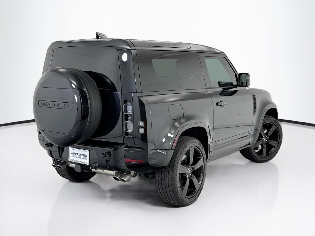 Certified Used 2024 Santorini Black Metallic Land Rover V8 image 5