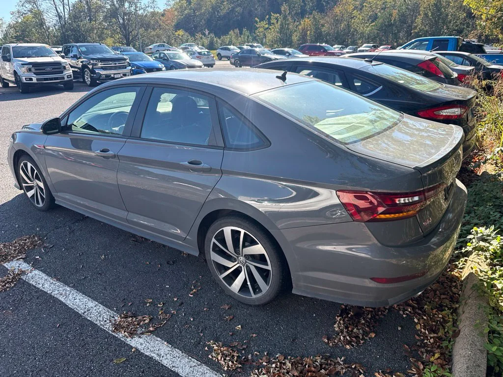 Used 2019 Gray Volkswagen 2.0T S image 3