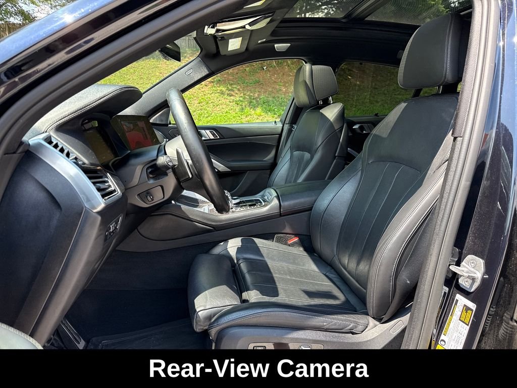 Used 2021 Black BMW M50i image 12