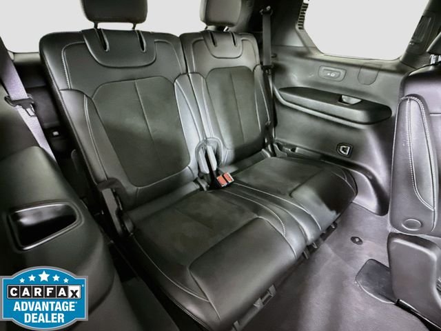 Used 2023 Silver Jeep Altitude image 25