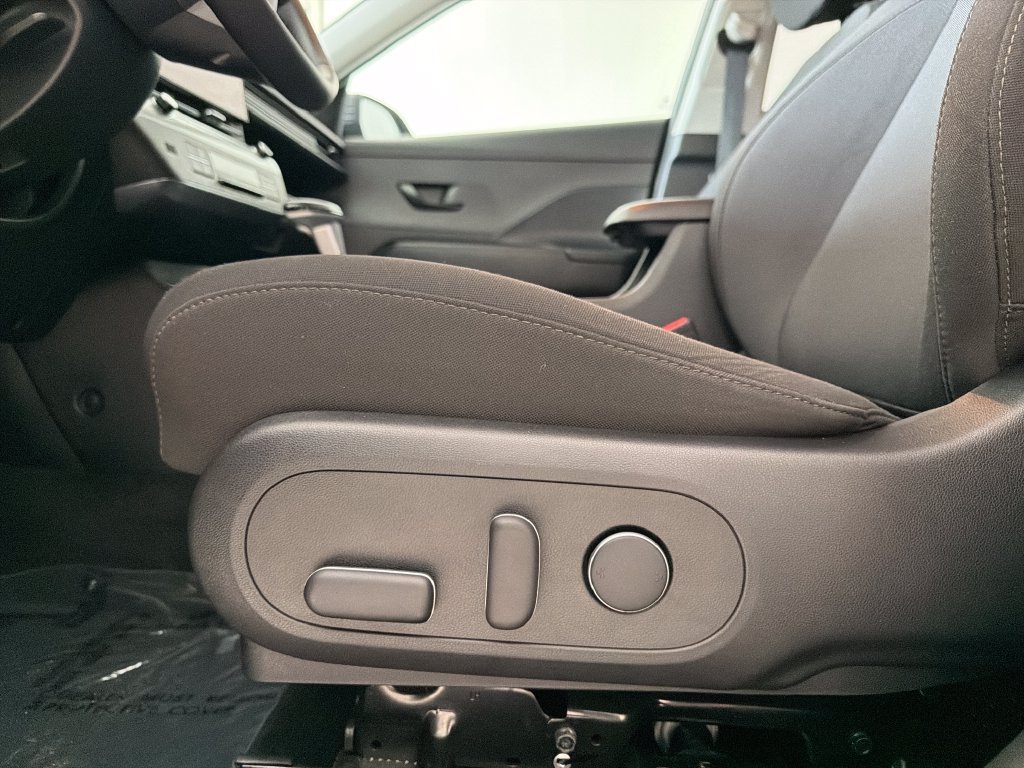 Used 2025 Gray Hyundai SEL image 12