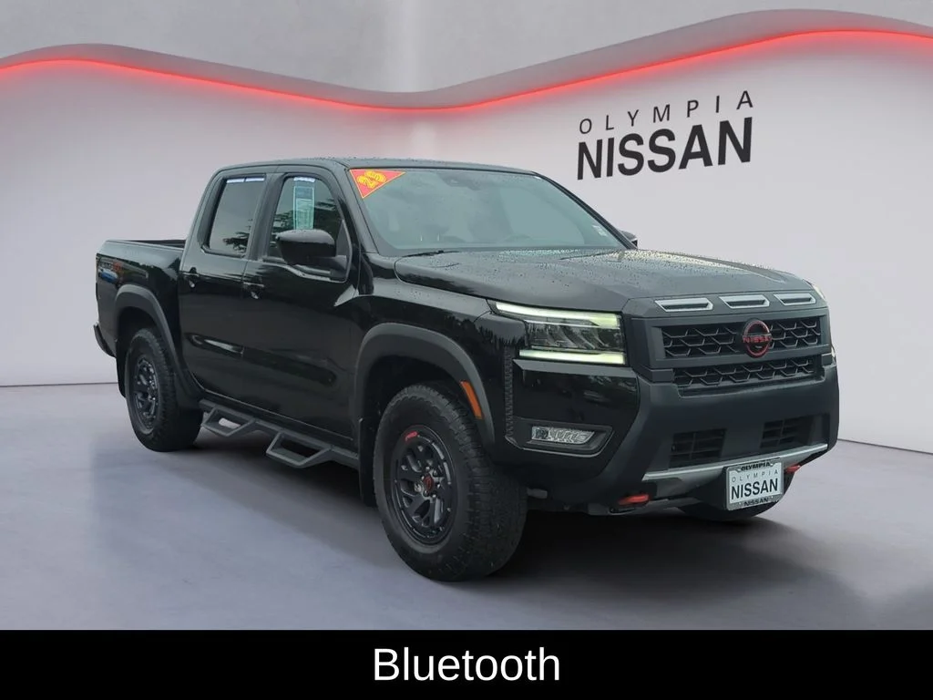 Used 2025 Black Nissan PRO-4X image 8
