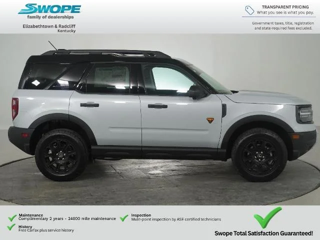 New 2026 Space White Metallic Ford Badlands® image 37