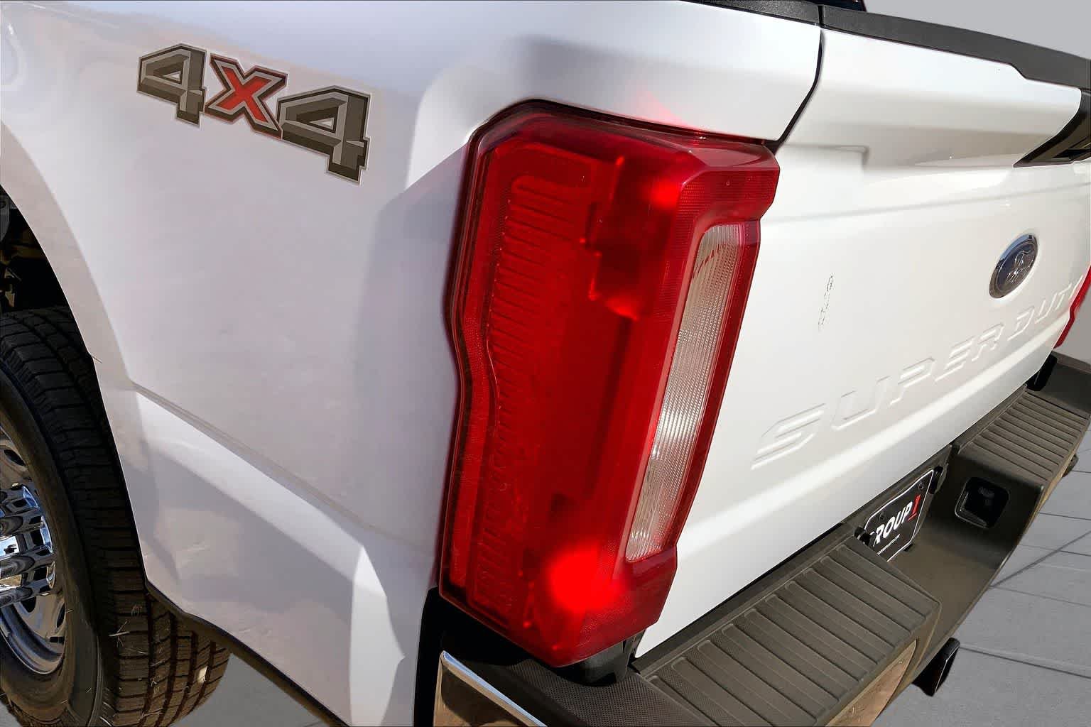 New 2026 Oxford White Ford F-350® XL image 14