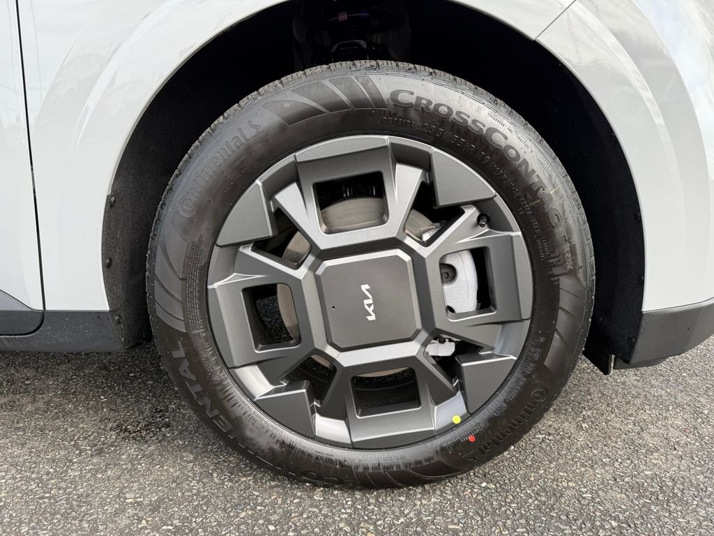 New 2026 Ceramic Silver Kia EX image 9