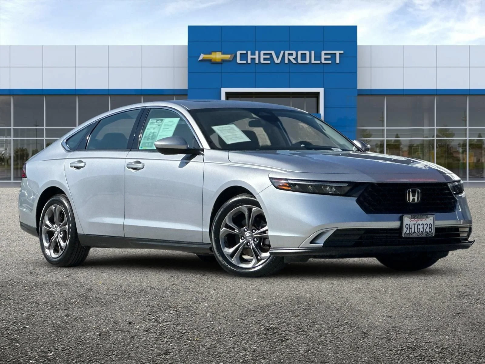 Used 2023  Honda EX image 2