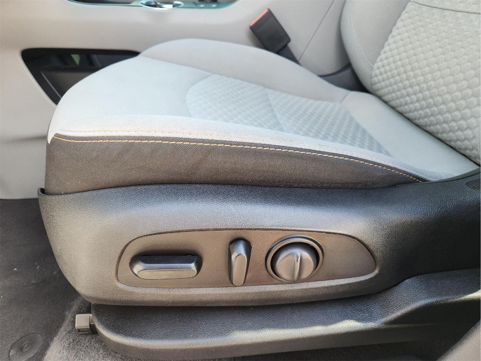 2020 GMC Terrain SLE White at Mossy Motors