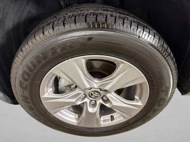 Certified Used 2025 SILVER SKY METALLIC Toyota  image 12