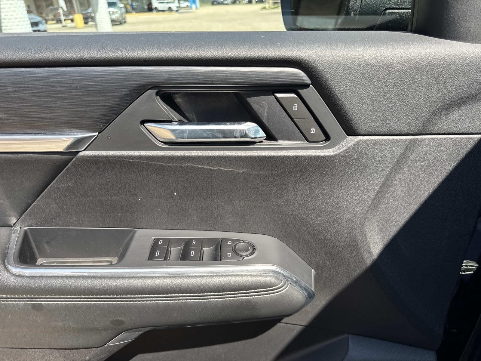 Used 2025 Black GMC FWD Elevation image 19