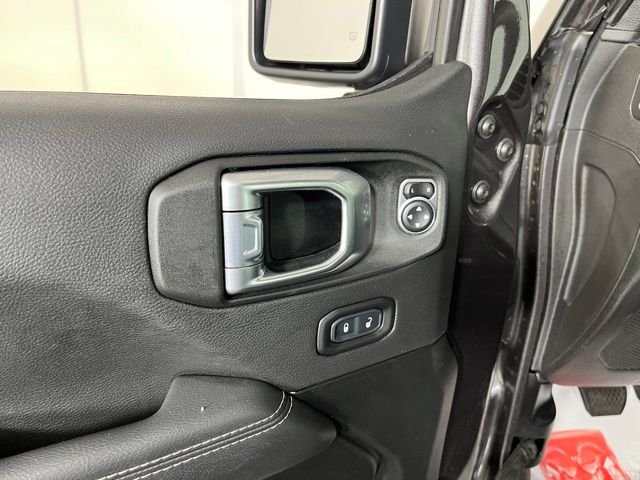 Used 2021 Gray Jeep Unlimited Sahara image 16