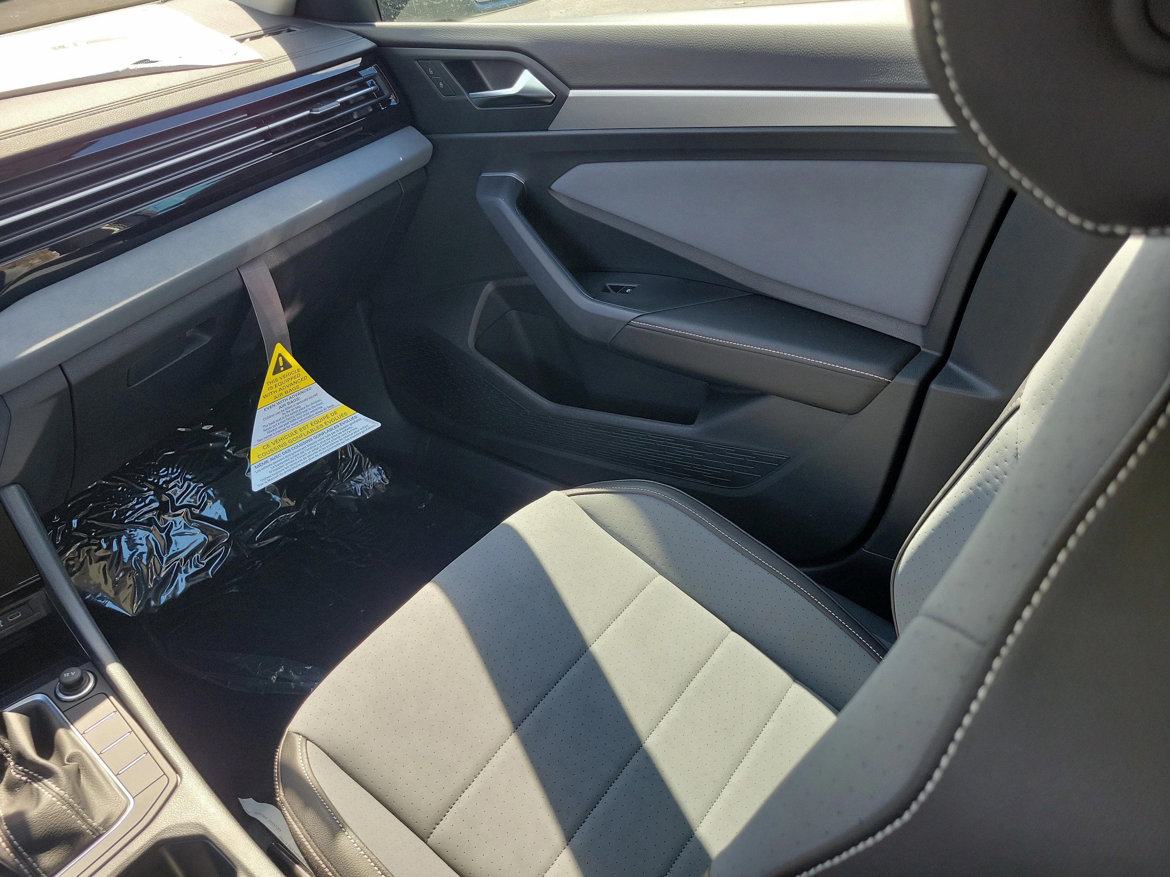 New 2026 Gray Volkswagen 1.5T SE image 4