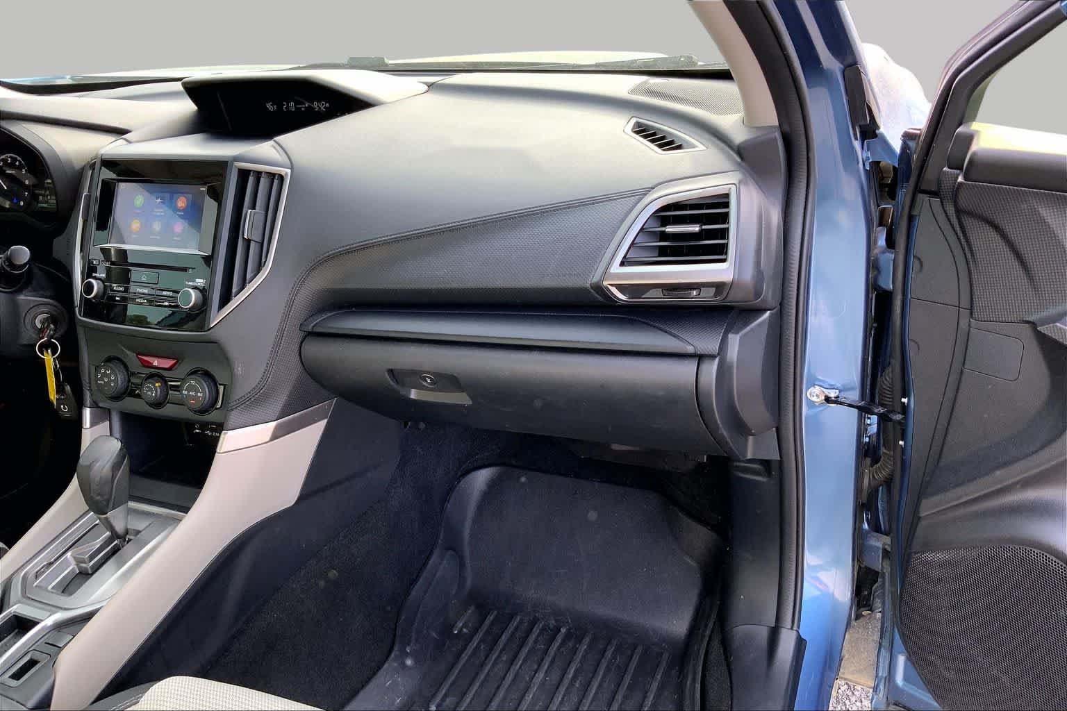 Used 2019 Horizon Blue Pearl Subaru  image 18