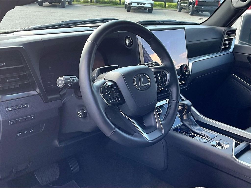 Used 2024 Silver Lexus 550 Premium+ image 8