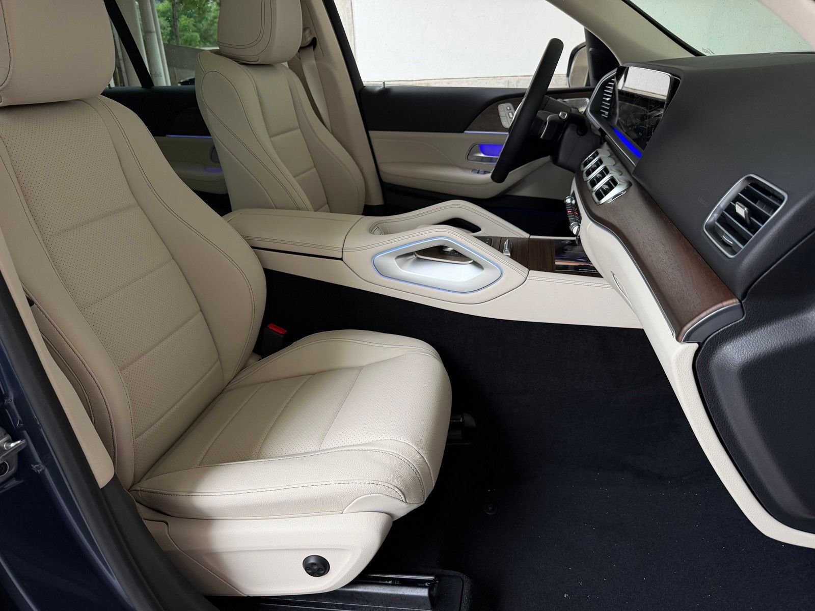 New 2026 Twilight Blue Metallic Mercedes-Benz GLE 450 image 16
