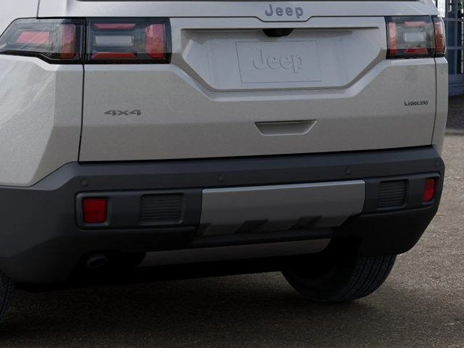 New 2026 Silver Zynith Clear-Coat Exterior Paint Jeep Laredo 4x4 image 13