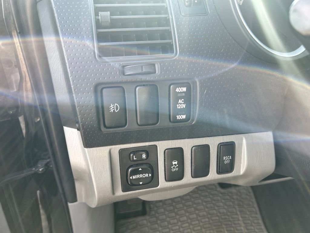 Used 2015 Black Toyota Base image 7