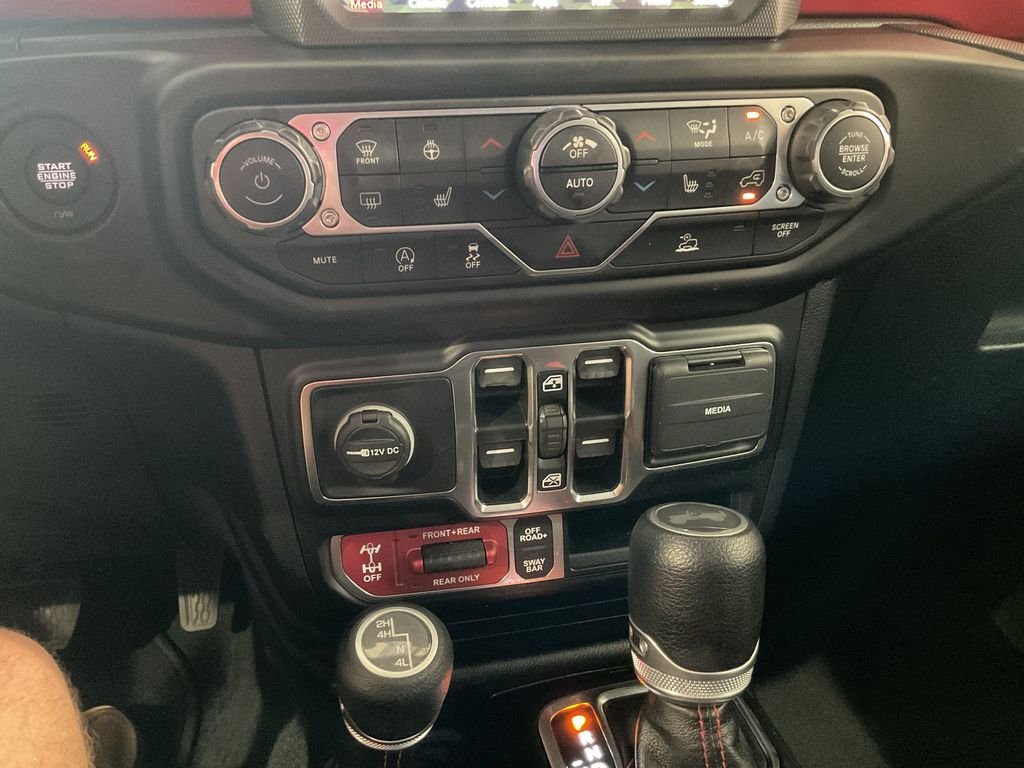 Used 2022 Black Jeep Unlimited Rubicon image 26