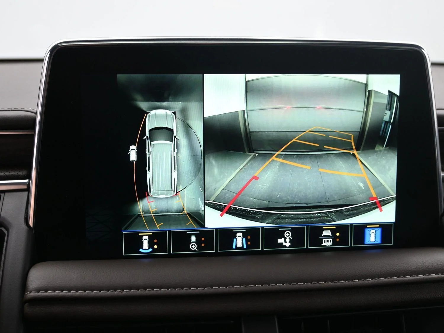 2022 GMC Yukon SLT - Photo 35