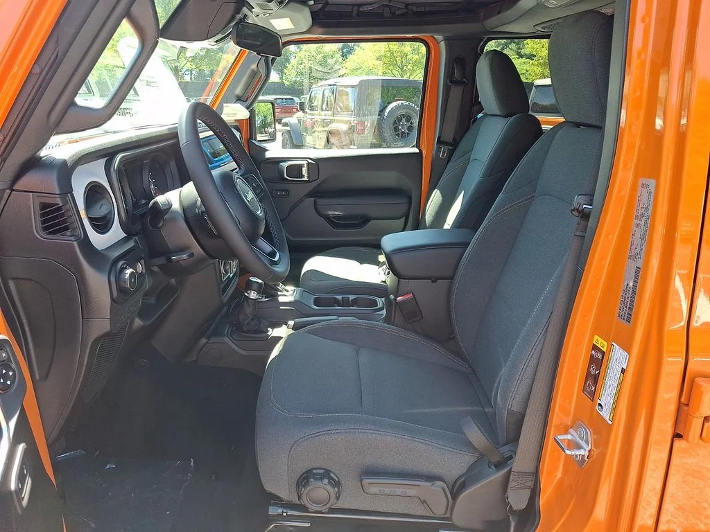 New 2026 Joose Exterior Paint Jeep Sport S image 8