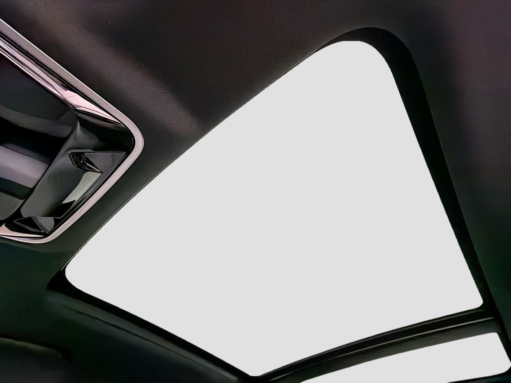 New 2026 Varesine Blue Land Rover S image 23