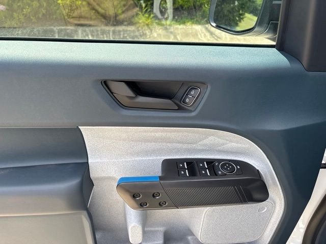 New 2026 Oxford White Ford XLT image 14