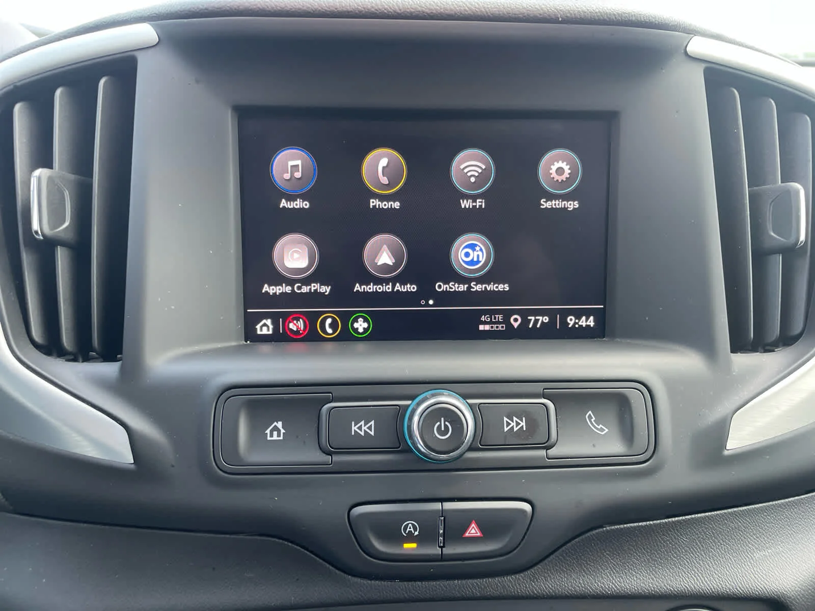 Certified Used 2024 Downpour Metallic GMC SLE image 20