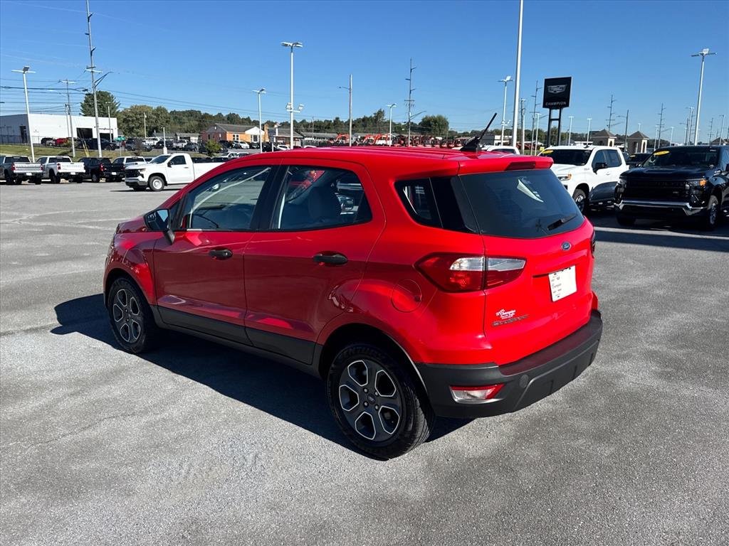 Used 2021 Race Red Pq Ford S image 3