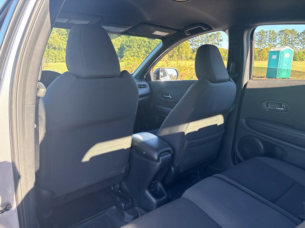 Used 2022  Honda Sport image 18