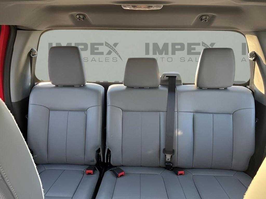 2021 Ford F-650 - Photo 16