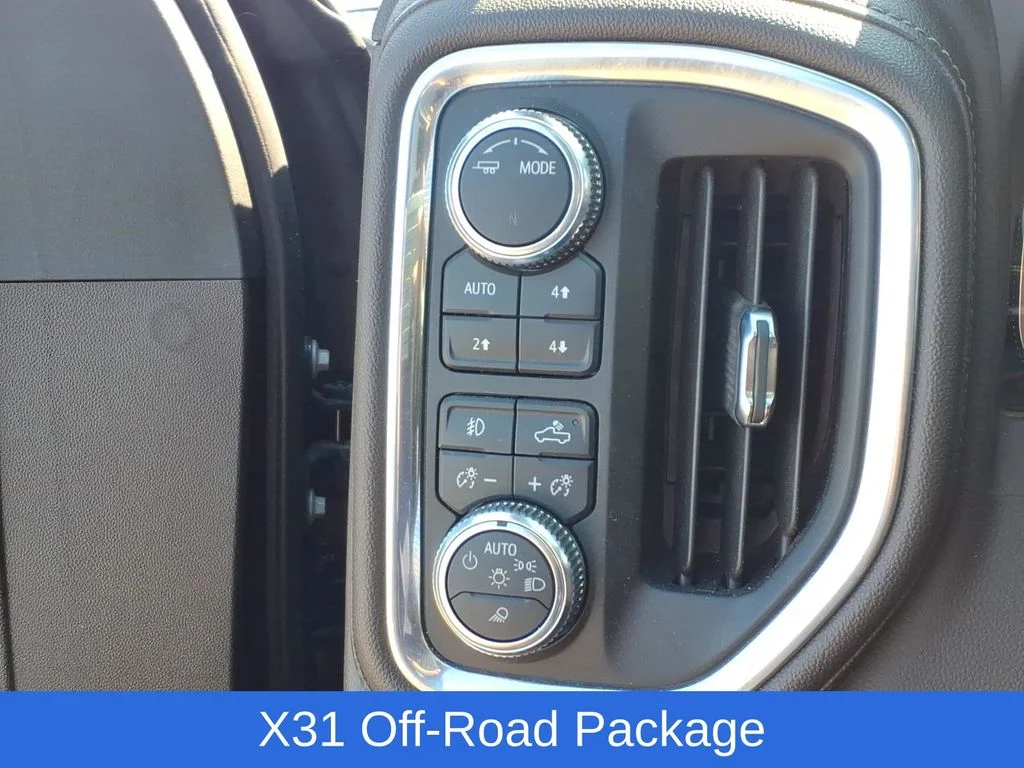 Used 2023 Blue GMC Denali image 17