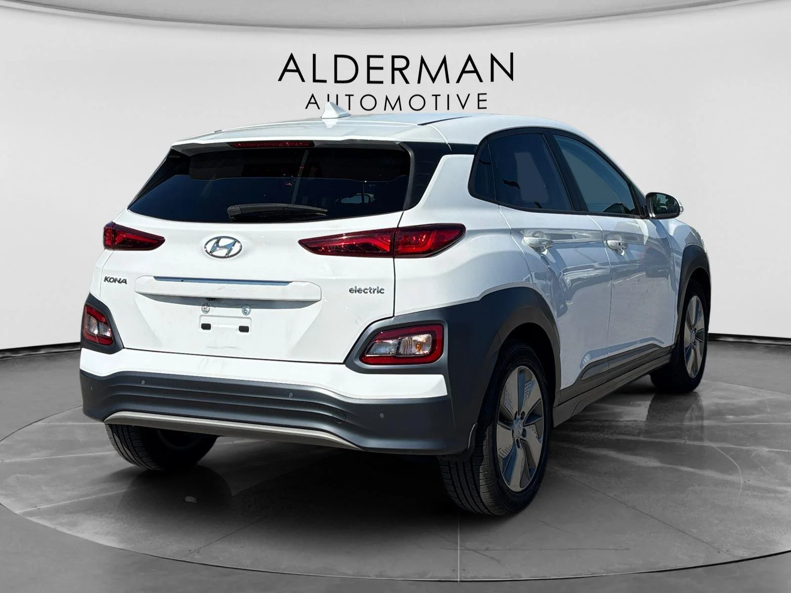 Used 2021 Lunar White Hyundai Ultimate image 5
