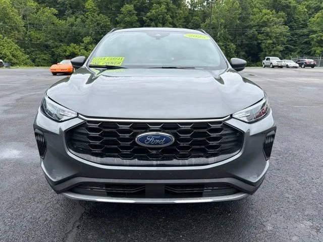 Used 2025 Gray Ford ST-Line image 7