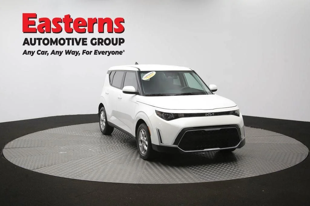 Used 2023 White Kia LX image 53