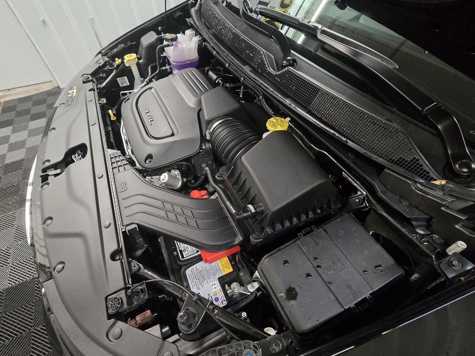 2026 Chrysler Pacifica Select - Photo 12