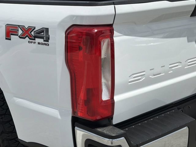 Used 2023 Oxford White Ford XLT image 8