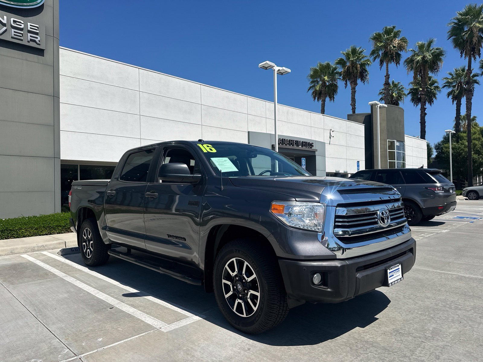 Used 2016 Magnetic Gray Metallic Toyota SR5 image 2