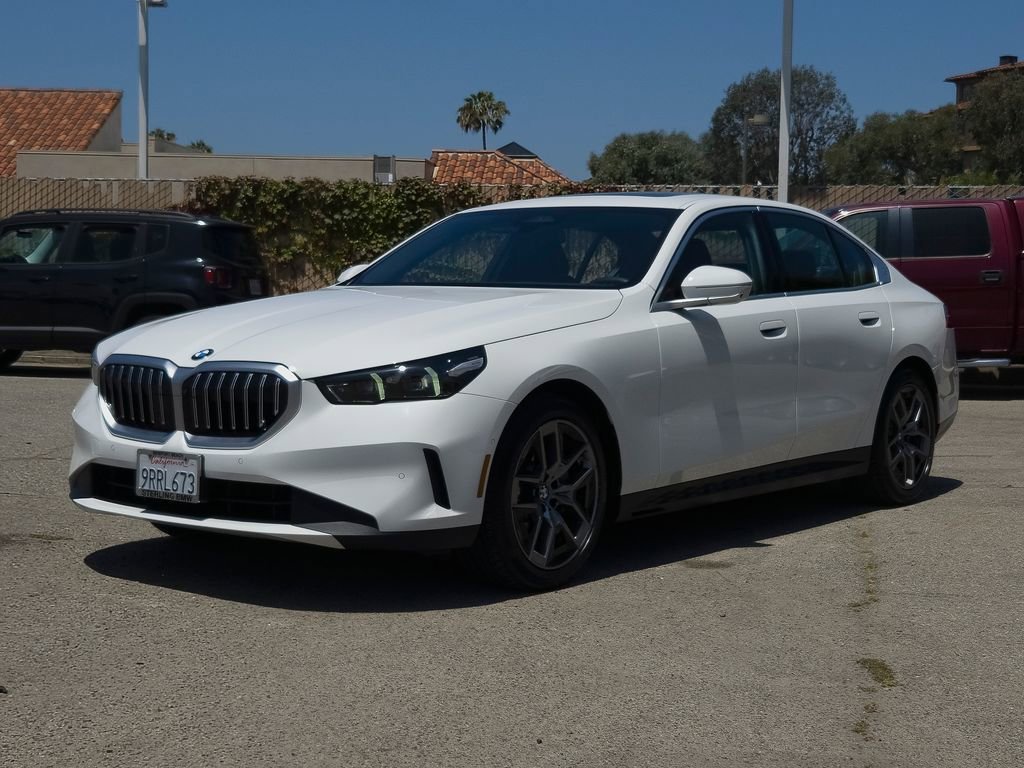 Used 2026 Alpine White BMW 530i image 2
