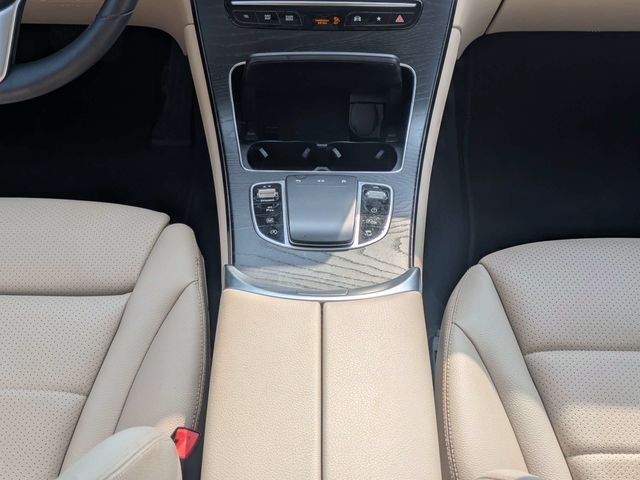 Used 2022  Mercedes-Benz GLC 300 image 20