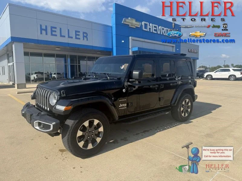 Used 2022 Black Clearcoat Jeep Unlimited Sahara image 1