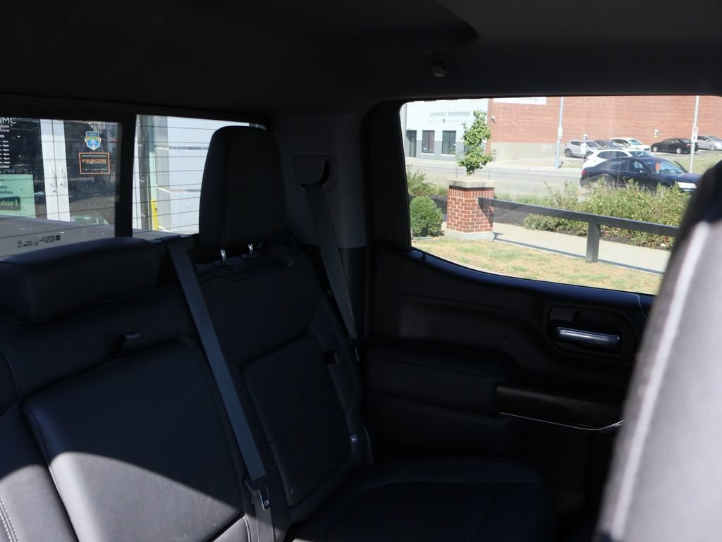2021 GMC Sierra 1500 SLT - Photo 13