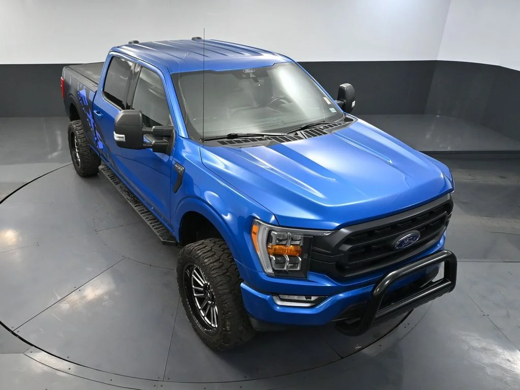 Used 2021 Blue Ford XLT image 61