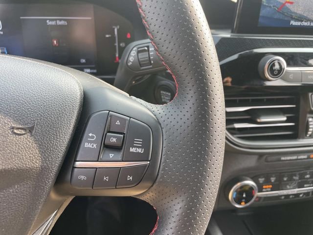 Used 2025 Carbonized Gray Metallic Ford ST-Line Select image 32